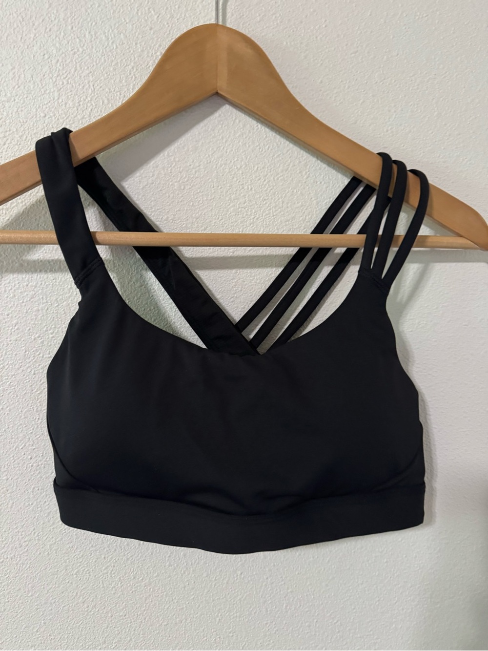 Athleta Train Free Sports Bra A-C Black Padded Workout Gym 2025-Medium - Picture 2 of 8